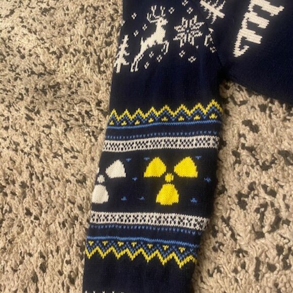 Numskull Fallout 4 Christmas Sweater 3XL Mens Blue - Picture 3 of 11